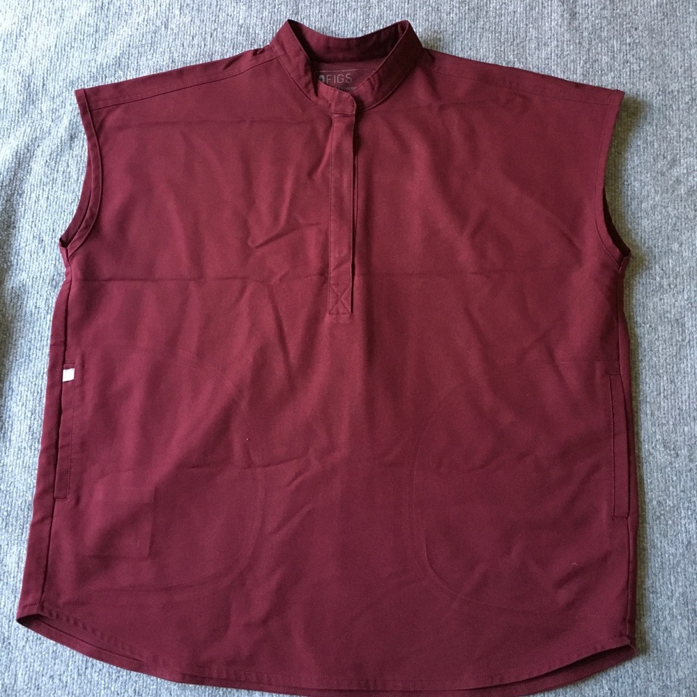 Figs Rafaela oversized scrub top.